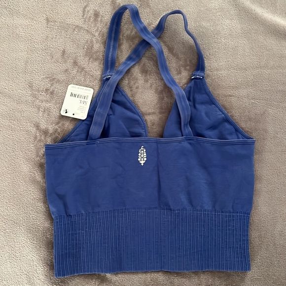 Good Karma Running Shorts and Good Karma Crop Tank MSRP $86 M/L - Picture 6 of 16